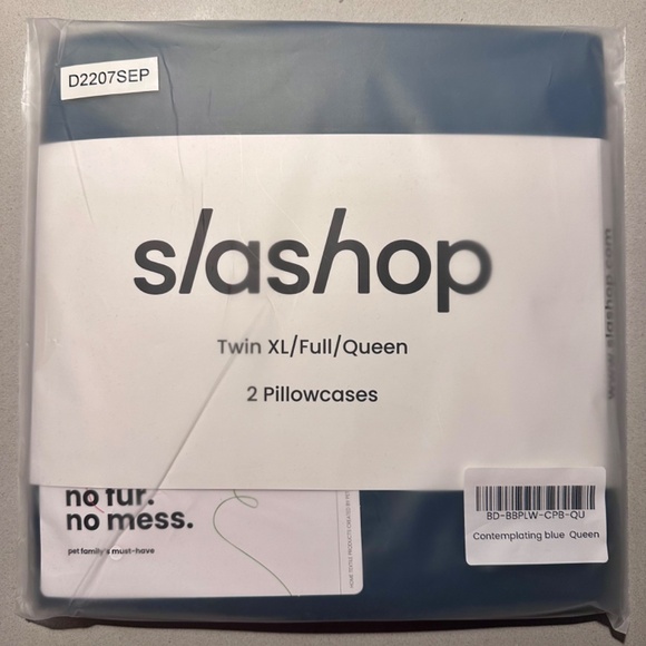 Slashop Queen Duvet and Sheet Set in Blue - Picture 4 of 5